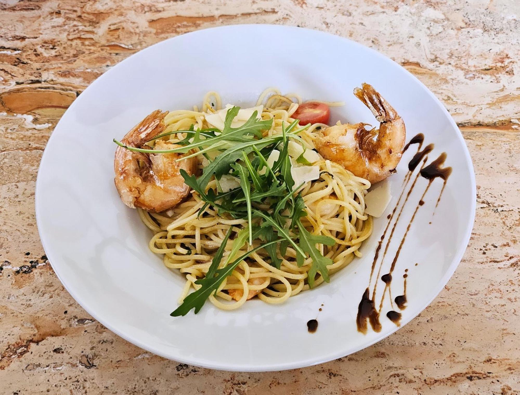 宏可尼尔广场酒店 Attnang-Puchheim 外观 照片